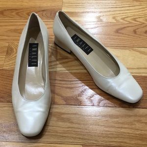 **Amalfi Italy 8.5 2” Cuban Heel Shoes